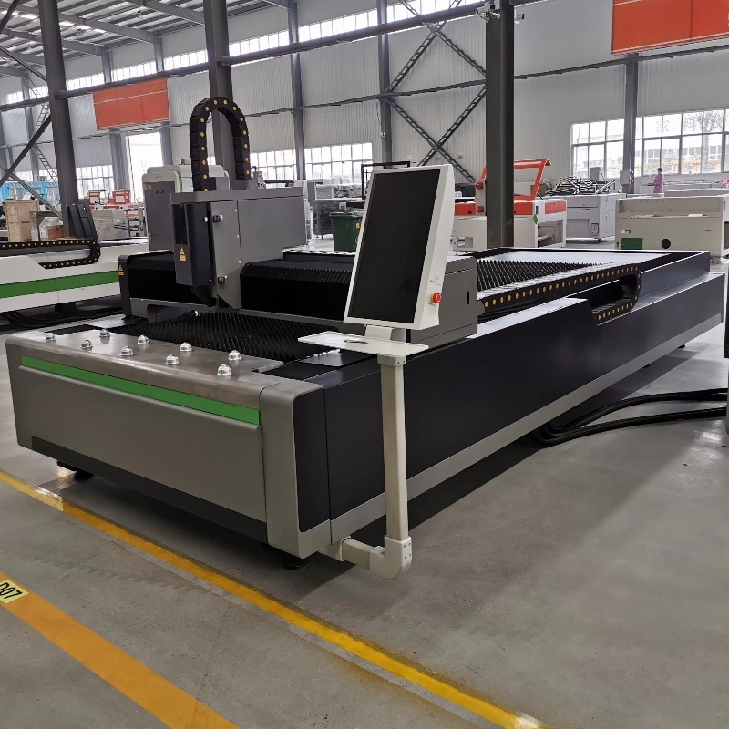 Industrial Laser Metal Cutting Machine - Macchina per Taglio Laser a Fibra
