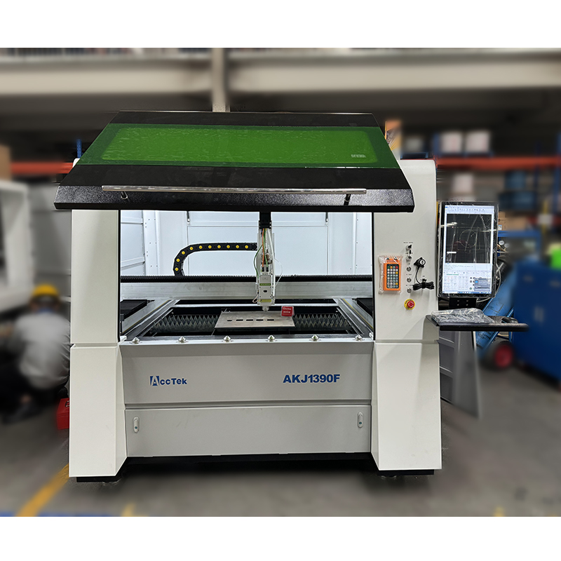 JINAN Attrezzature per l'indus - Industrial Laser Metal Cutting Machine recensione e prezzo