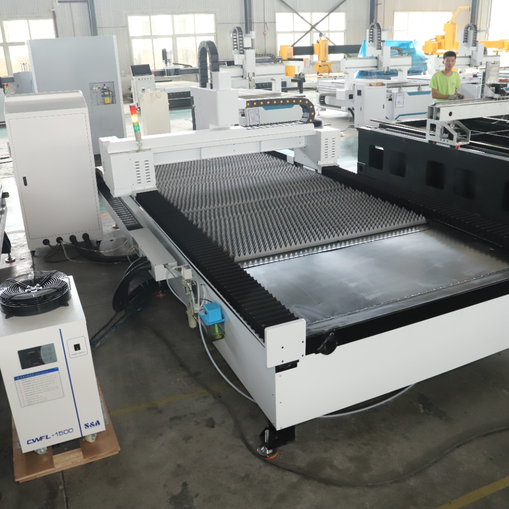 Macchina per Taglio Laser a Fi - Industrial Laser Metal Cutting Machine recensione e prezzo