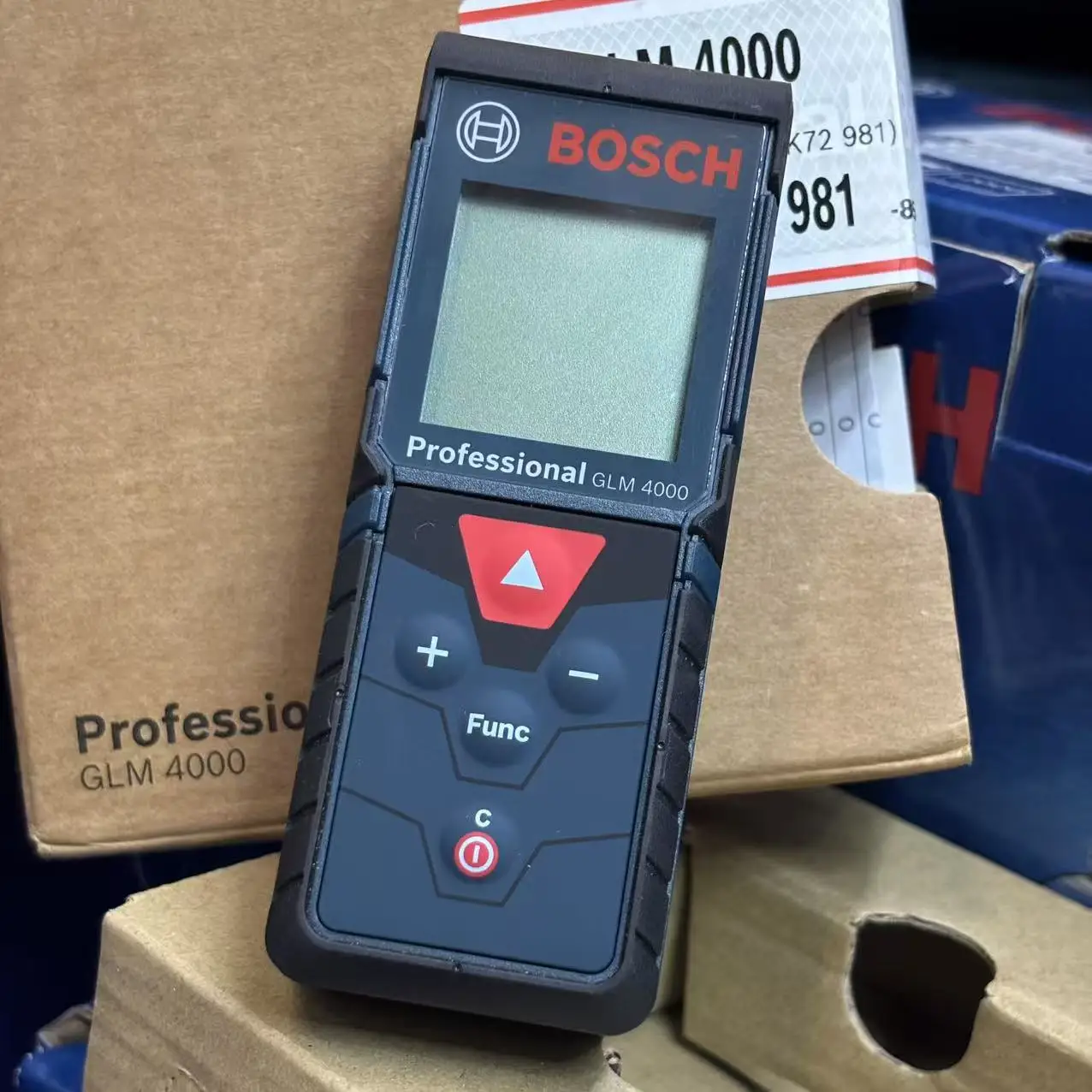 BOSCH GLM 4000 Misuratore Lase - Industrial Laser Rangefinder recensione e prezzo