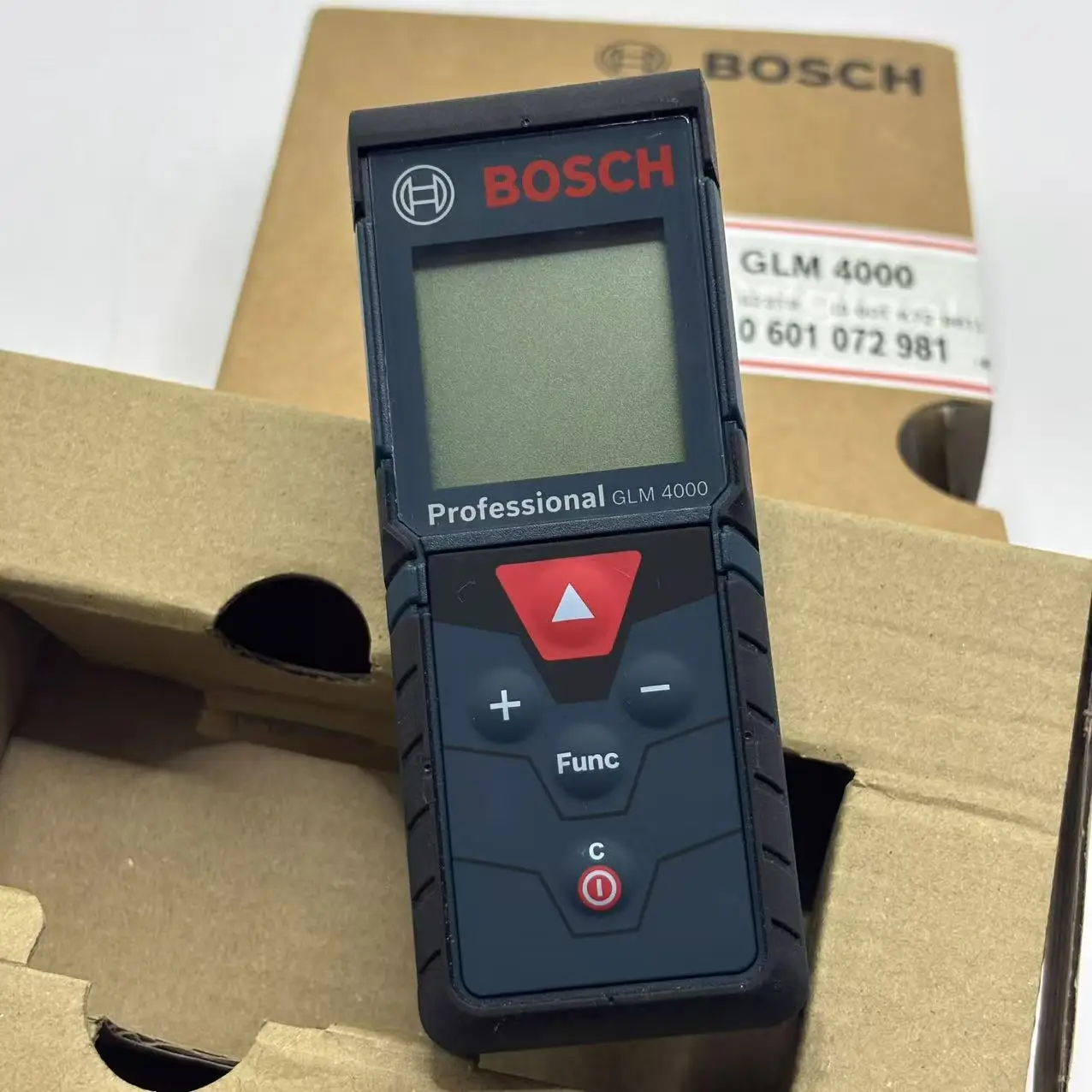 BOSCH GLM 4000 Misuratore Lase - Industrial Laser Rangefinder recensione e prezzo